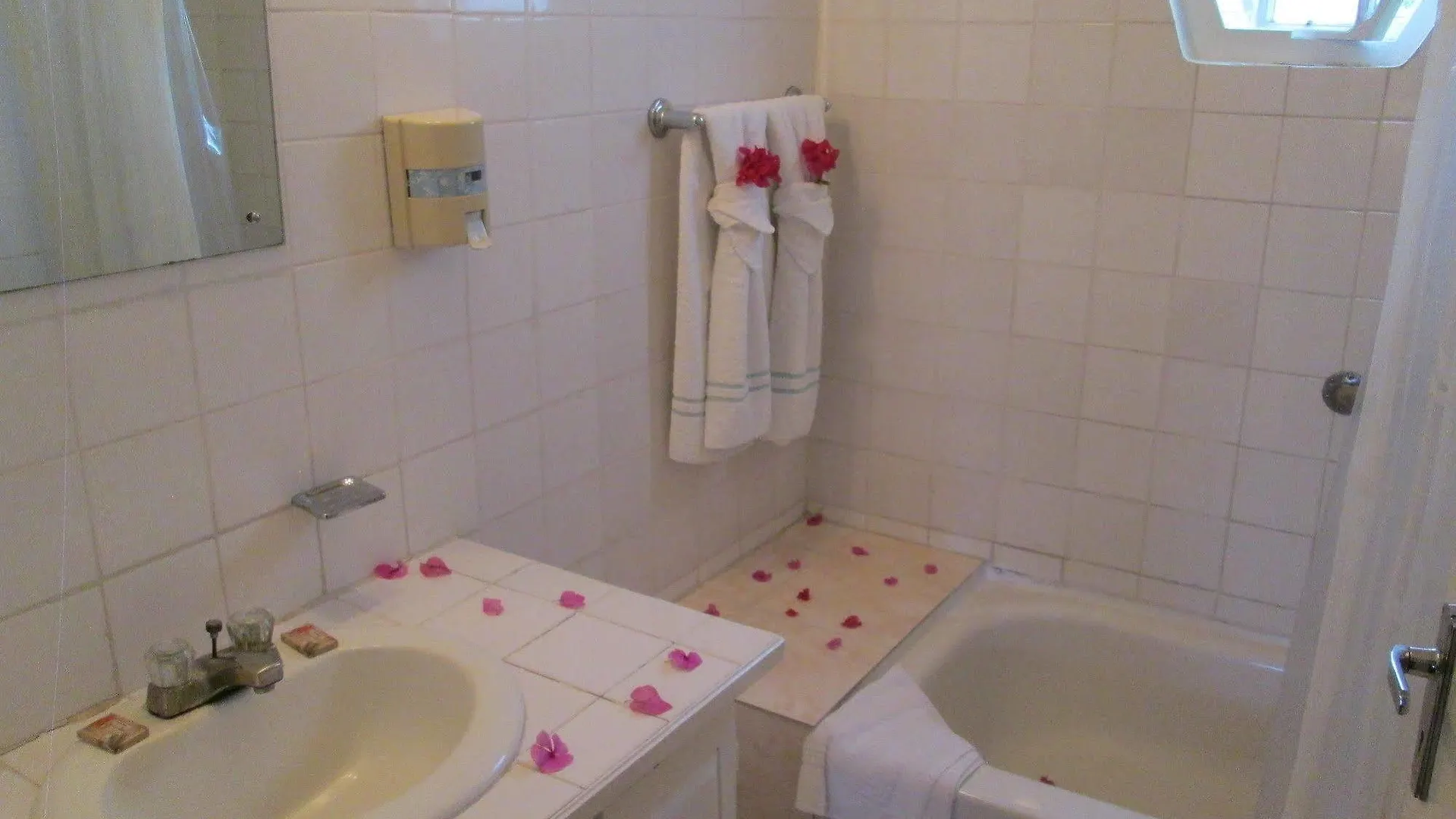 Paradise Inn Port Antonio Jamaica