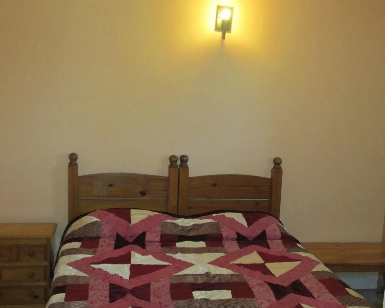 **  Paradise Inn Порт-Антонио Ямайка