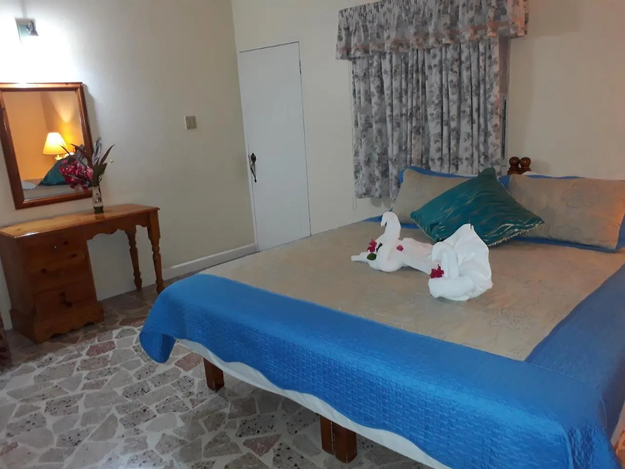 Paradise Inn Port Antonio